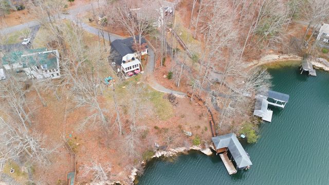 497 Long Island DR, Moneta, VA 24121