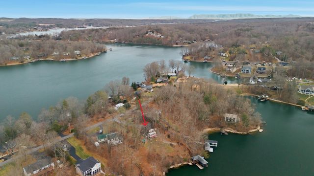 497 Long Island DR, Moneta, VA 24121