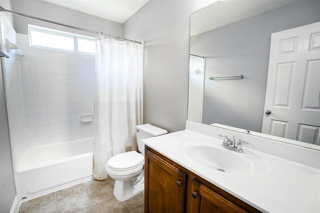 725 Crane Canyon PL, Round Rock, TX 78665