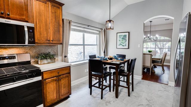 725 Crane Canyon PL, Round Rock, TX 78665