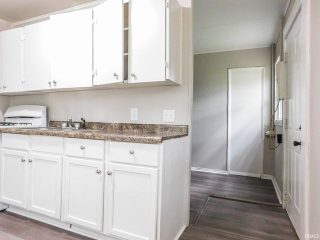 4601 Bowser Avenue, Fort Wayne, IN 46806