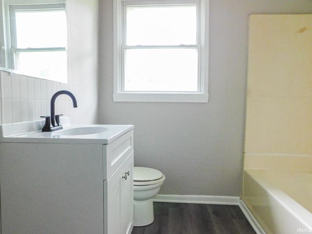 4601 Bowser Avenue, Fort Wayne, IN 46806