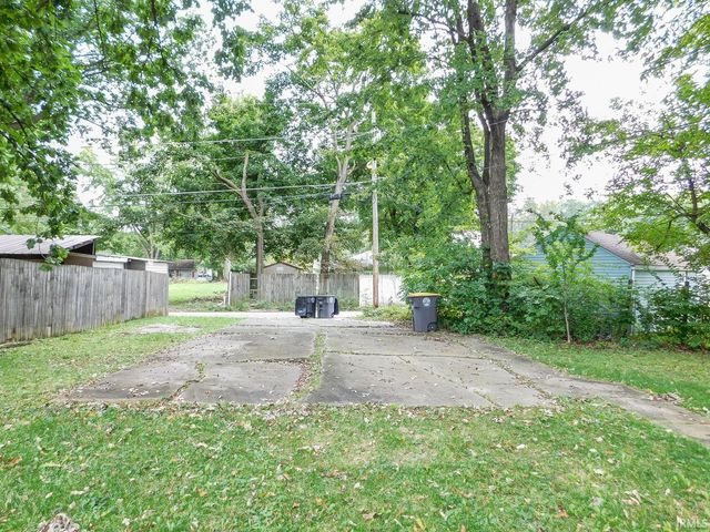 4601 Bowser Avenue, Fort Wayne, IN 46806