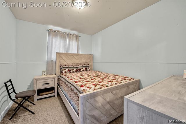 14615 Masonic Blvd, Warren, MI 48088