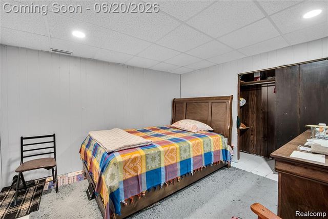 14615 Masonic Blvd, Warren, MI 48088