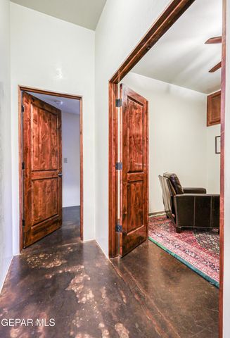 5413 E RIVER Lane, El Paso, TX 79932