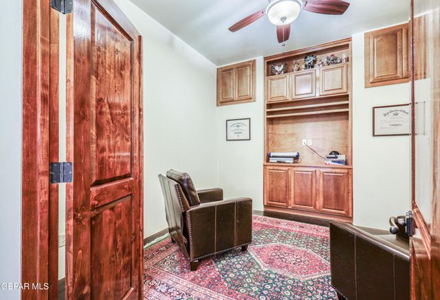5413 E RIVER Lane, El Paso, TX 79932