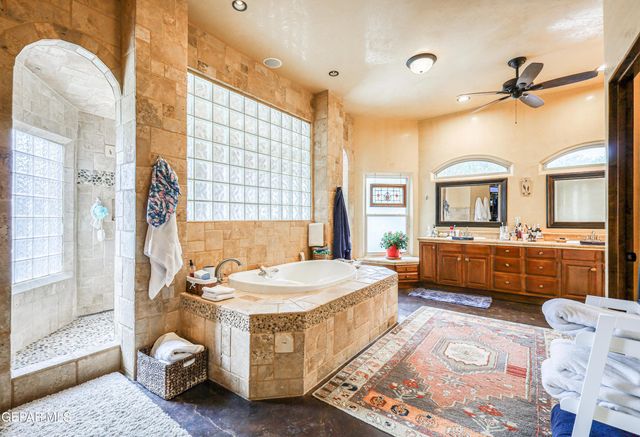 5413 E RIVER Lane, El Paso, TX 79932