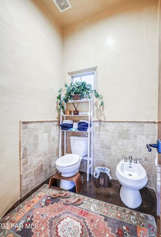 5413 E RIVER Lane, El Paso, TX 79932