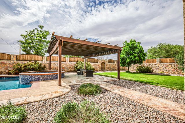 5413 E RIVER Lane, El Paso, TX 79932