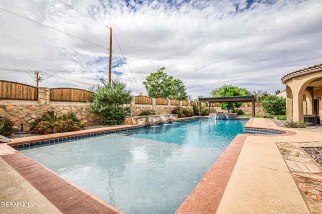 5413 E RIVER Lane, El Paso, TX 79932
