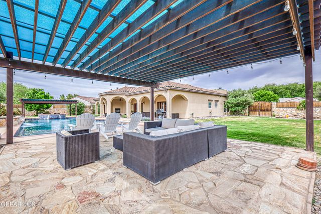 5413 E RIVER Lane, El Paso, TX 79932