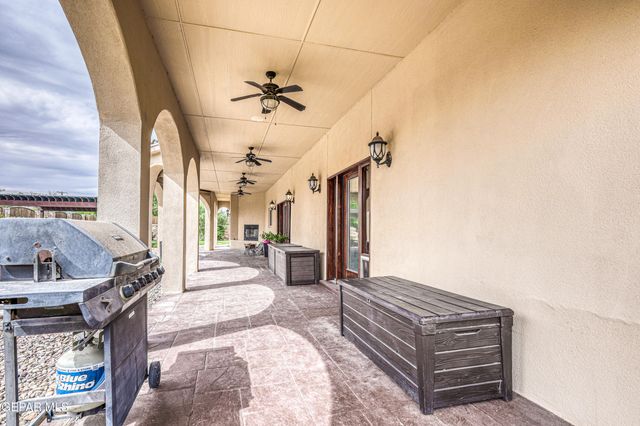 5413 E RIVER Lane, El Paso, TX 79932