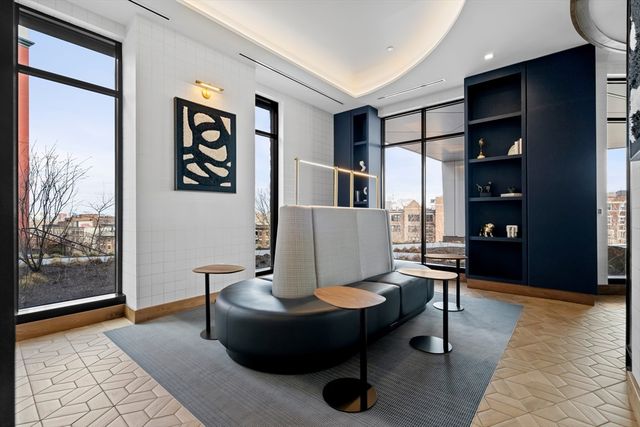 1515 Commonwealth 806, Boston, MA 02135