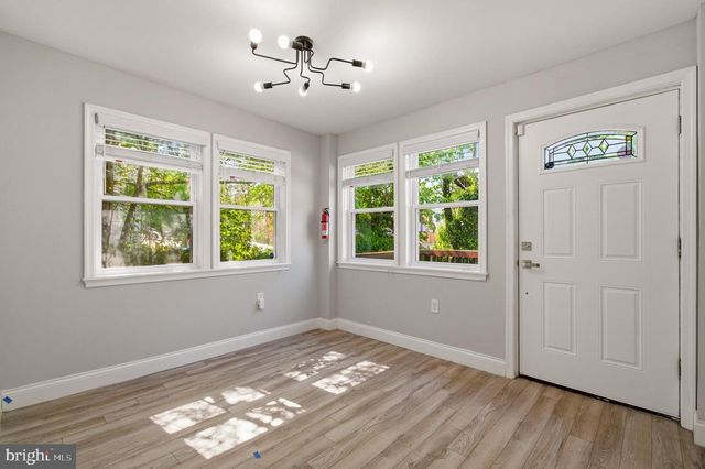 1527 MORRIS RD SE, Washington, DC 20020