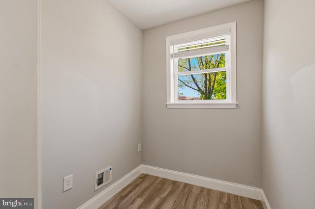 1527 MORRIS RD SE, Washington, DC 20020