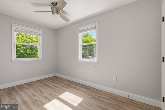 1527 MORRIS RD SE, Washington, DC 20020