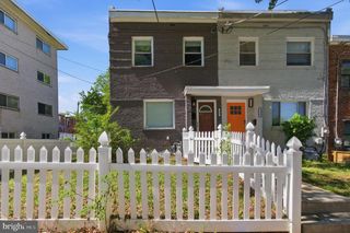 1527 MORRIS RD SE, Washington, DC 20020