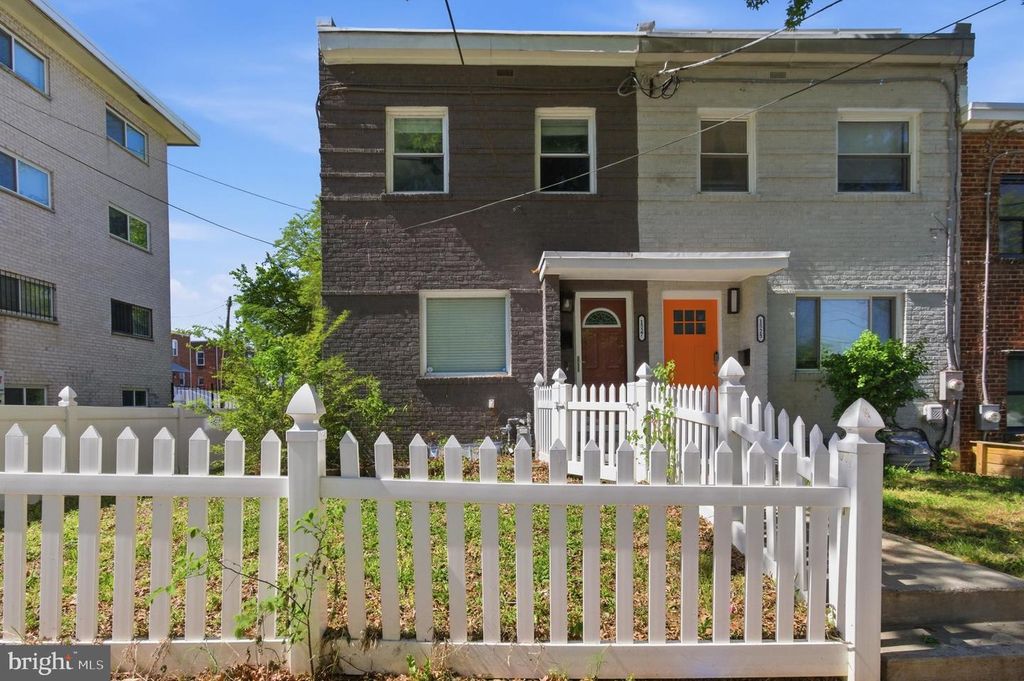 1527 MORRIS RD SE, Washington, DC 20020