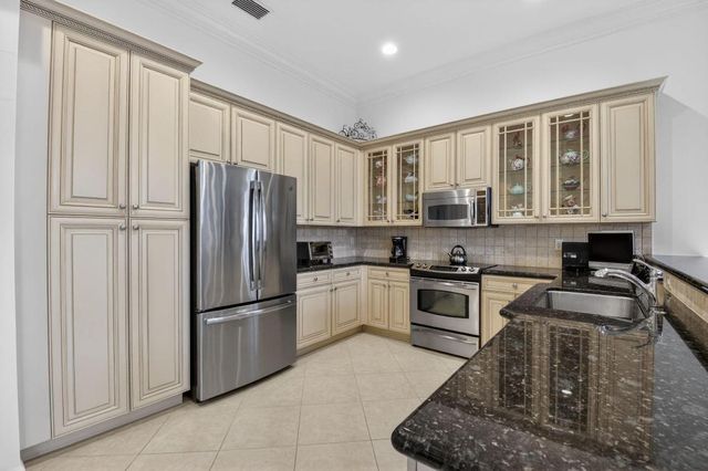 6882 Venidita Beach Drive, Delray Beach, FL 33446