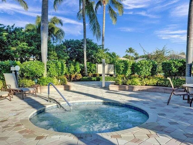 6882 Venidita Beach Drive, Delray Beach, FL 33446