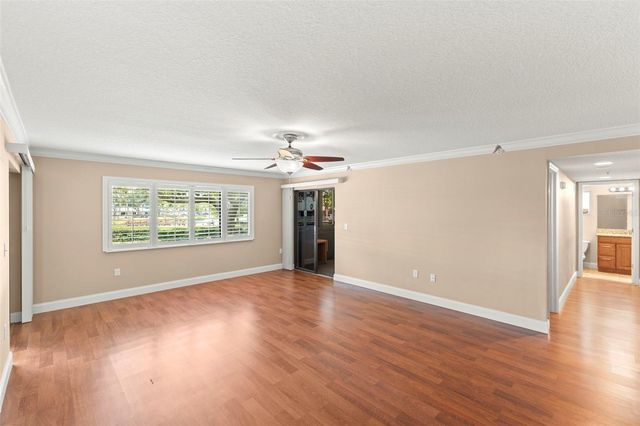 2595 COUNTRYSIDE BOULEVARD 8112, Clearwater, FL 33761