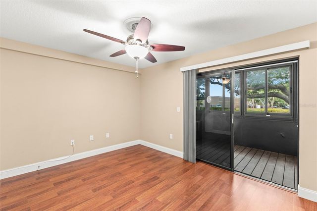 2595 COUNTRYSIDE BOULEVARD 8112, Clearwater, FL 33761