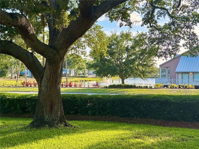 2595 COUNTRYSIDE BOULEVARD 8112, Clearwater, FL 33761