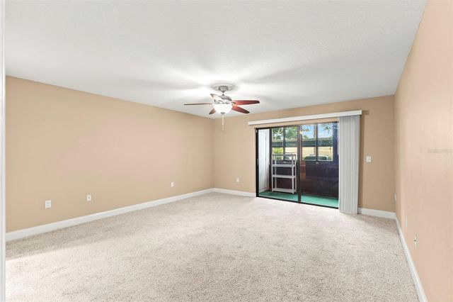 2595 COUNTRYSIDE BOULEVARD 8112, Clearwater, FL 33761