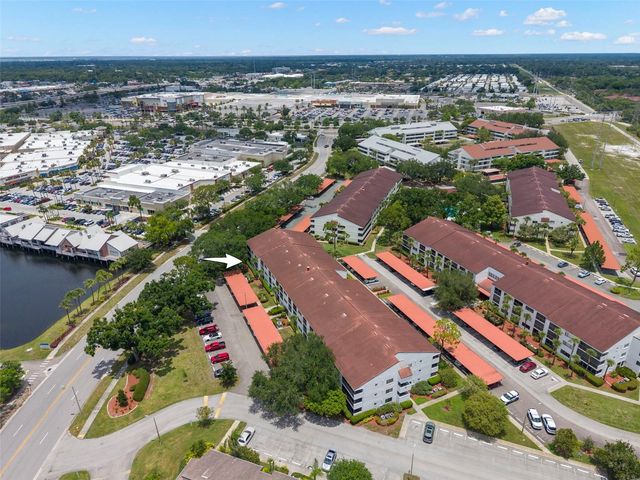 2595 COUNTRYSIDE BOULEVARD 8112, Clearwater, FL 33761