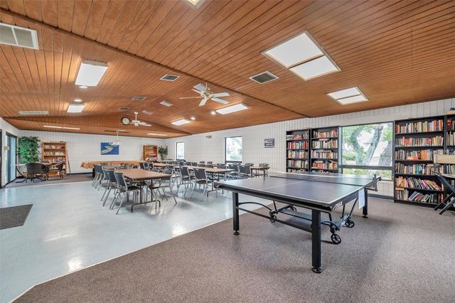 2595 COUNTRYSIDE BOULEVARD 8112, Clearwater, FL 33761