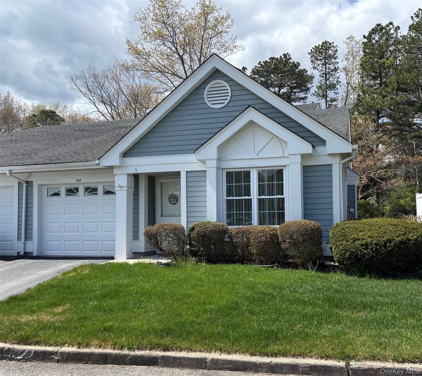 155 Glen Drive, Ridge, NY 11961