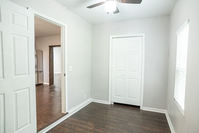 205 E Nelson Street, Bowie, TX 76230