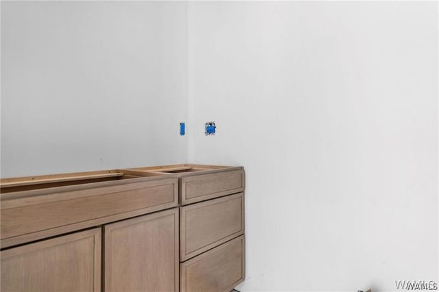 927 12th 300, Tuscaloosa, AL 35401