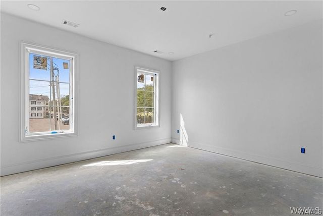 927 12th 300, Tuscaloosa, AL 35401