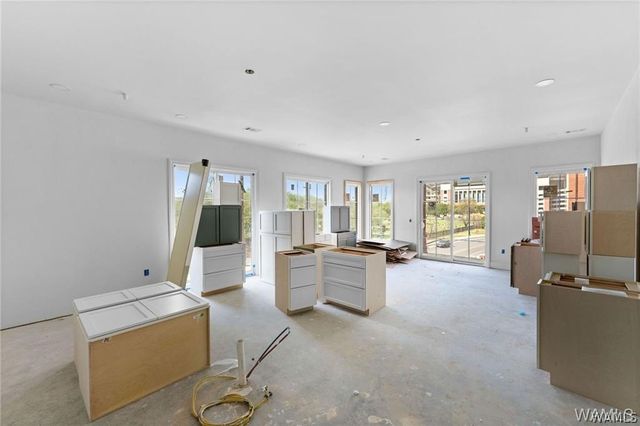 927 12th 300, Tuscaloosa, AL 35401