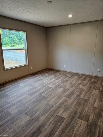 972 McBride Road, Mount Airy, NC 27030