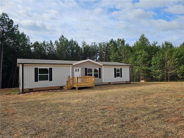 972 McBride Road, Mount Airy, NC 27030