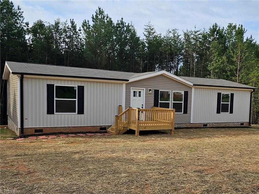 972 McBride Road, Mount Airy, NC 27030