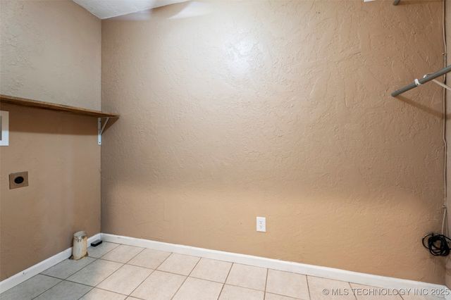 11511 S 652 Road, Miami, OK 74354