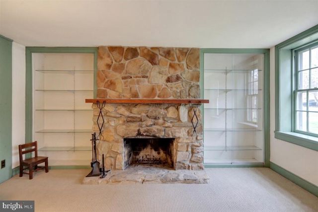 2315 STRASBURG RD, Coatesville, PA 19320