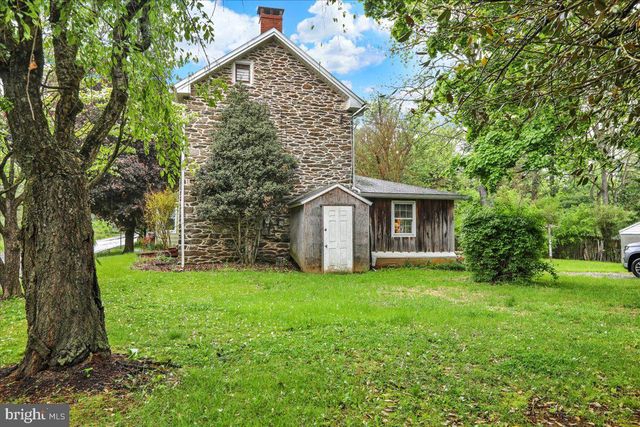 2315 STRASBURG RD, Coatesville, PA 19320