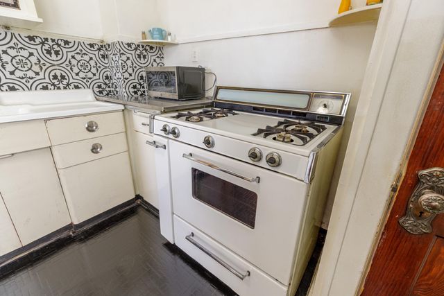 360 Burke Street, River Rouge City, MI 48218