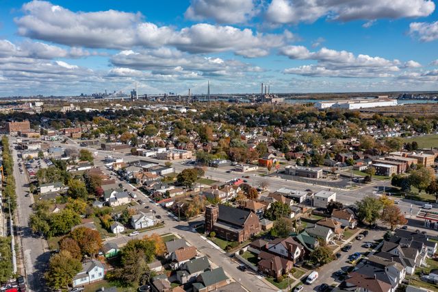 360 Burke Street, River Rouge City, MI 48218