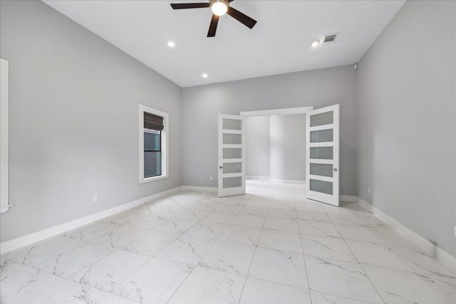 1959 Portsmouth Street, Houston, TX 77098