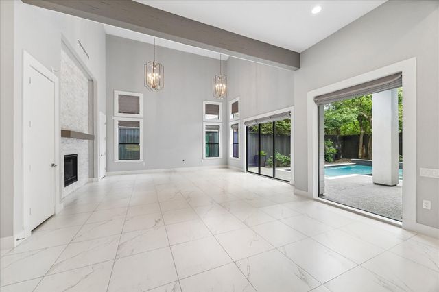 1959 Portsmouth Street, Houston, TX 77098