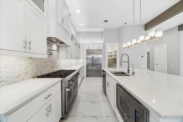 1959 Portsmouth Street, Houston, TX 77098