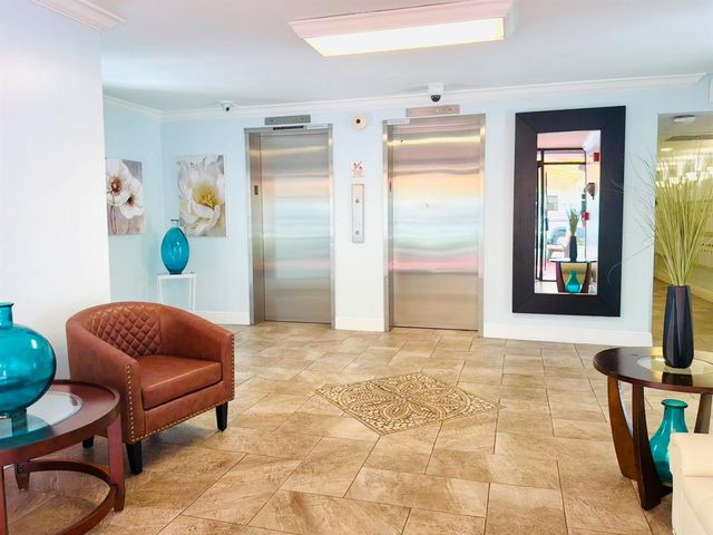 3080 N Course Drive 202, Pompano Beach, FL 33069