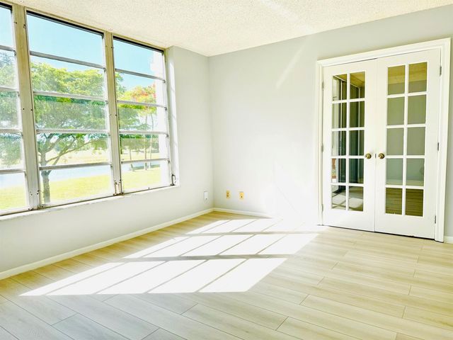 3080 N Course Drive 202, Pompano Beach, FL 33069