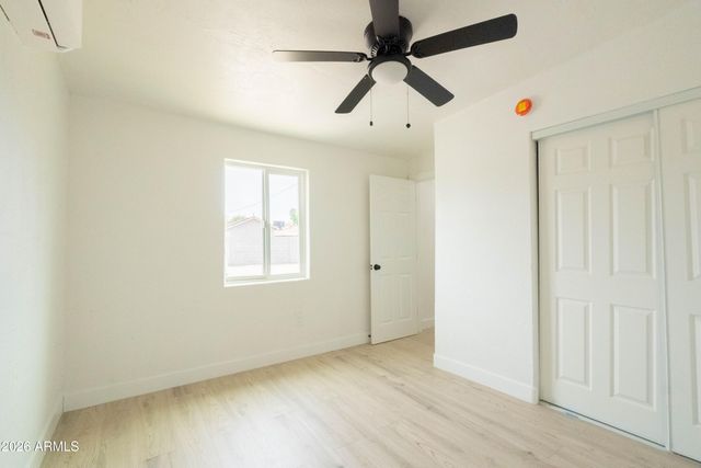 1301 W SUNLAND Avenue, Phoenix, AZ 85041